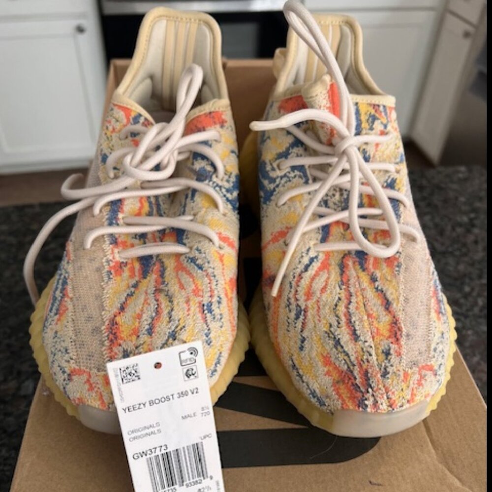 Yeezy Boost 350 sneakers